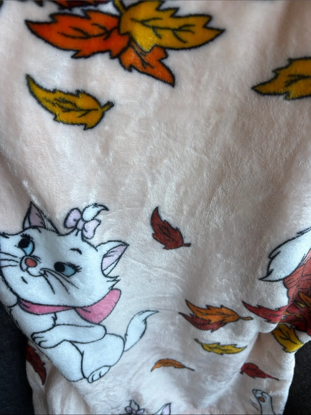 Disney The Aristocats Plush Bib in Pink and White with Character Print